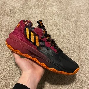 Adidas Men's Dame 8 MIC Chinese New Year Basketball Shoes New. Mens 9.5No Box